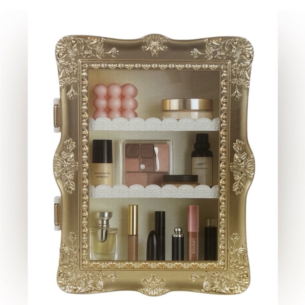 Viral Chic Organizer-Gilded Display Shelf
(2) - Picture 3 of 5